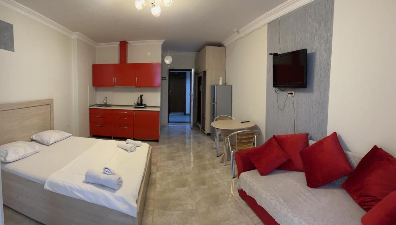 Orbi Apartamenti Batumi 15 B Hotell Exteriör bild