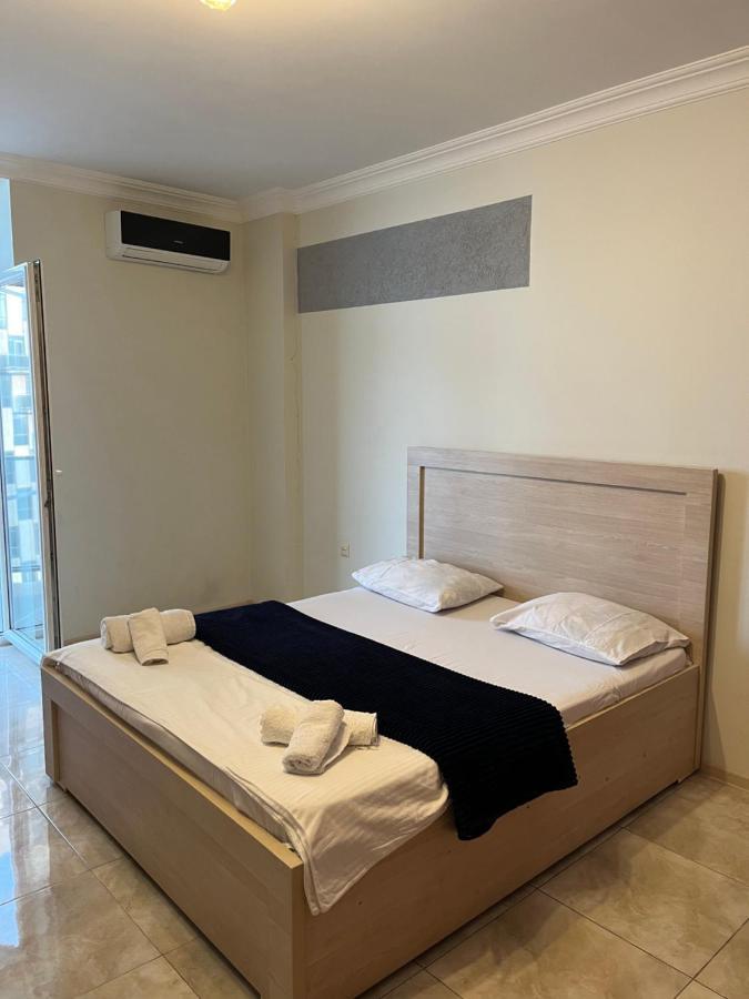 Orbi Apartamenti Batumi 15 B Hotell Exteriör bild